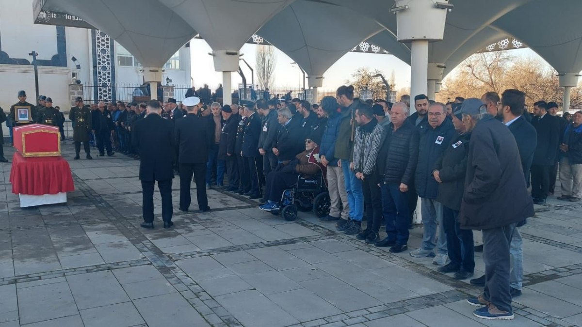 Ankara’da Kore Gazisi için askeri tören düzenlendi