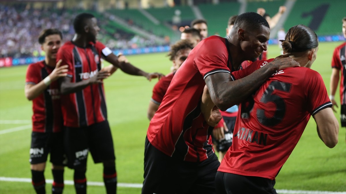 Bandırmaspor’u deviren Fatih Karagümrük, Süper Lig’de